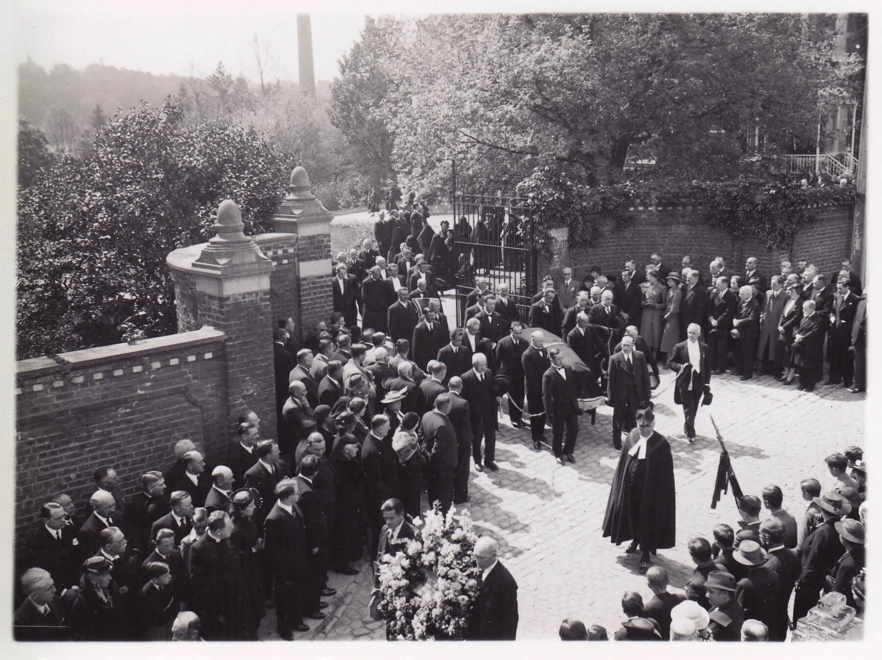 1938 1 juin Funérailles d'Auguste Lannoye à Genval c Fonds Lannoye (Ed. Rétro Rixensart)